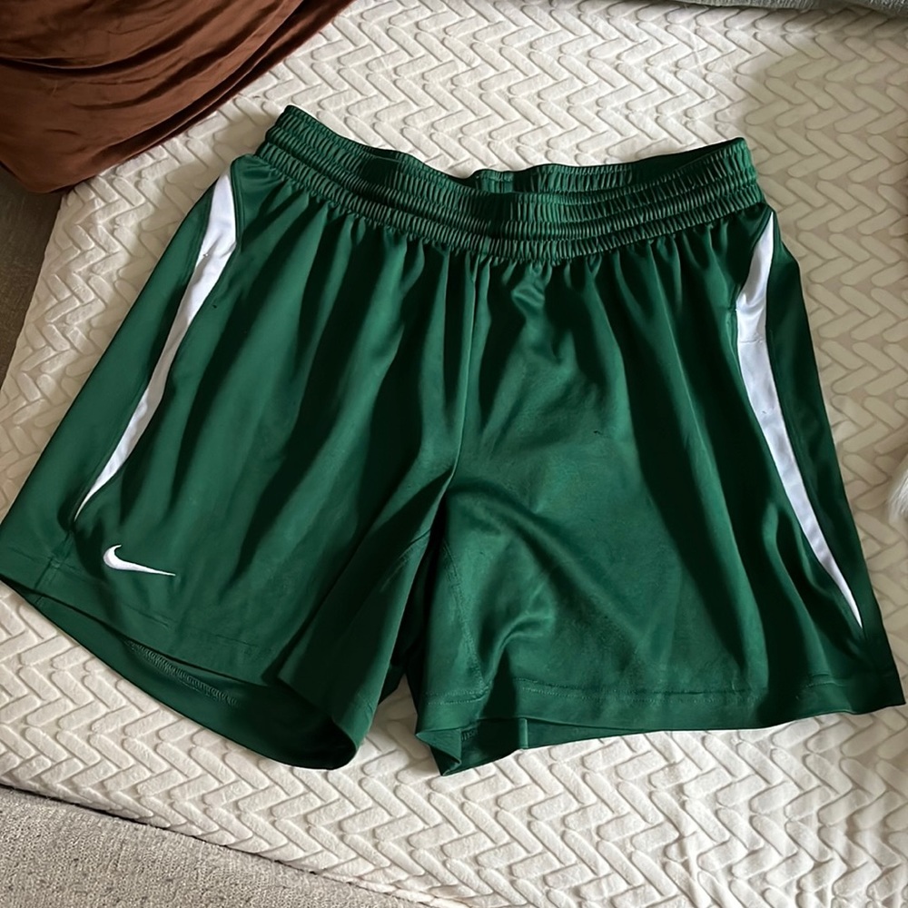 Forest Green Nike women’s shorts. Good condition.
